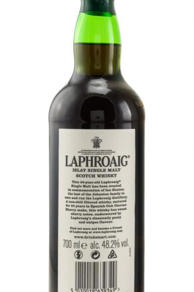Laphroaig 30 Year Old The Ian Hunter Story Book 2 48.2%